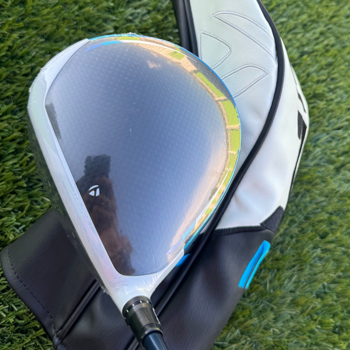 Taylormade Sim 2 Max 9° Driver w Headcover / Stiff